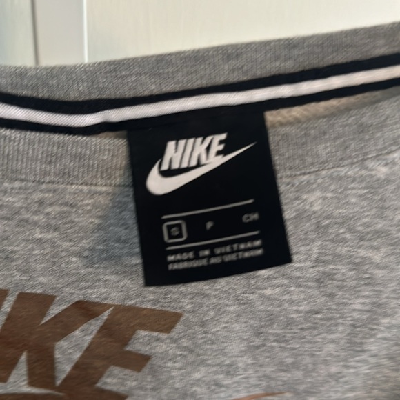 Nike Rose Gold and Gray Cropped Back Zip Sweatshirt, Sz Small - Picture 3 of 7
